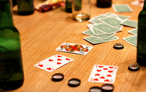TOP 5 : les meilleurs jeux d’alcool avec un jeu de cartes
